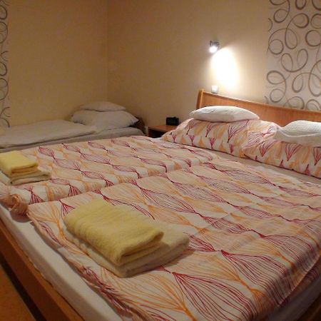 Bastya Hotel Mako Bagian luar foto